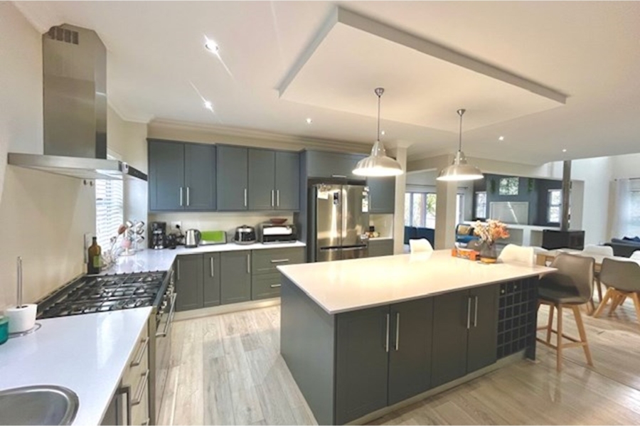 To Let 4 Bedroom Property for Rent in Croydon Olive Estate Western Cape